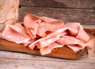 Mortadella bò. E’ qui la fetta? 796 0 009 Mortadella bo_ok